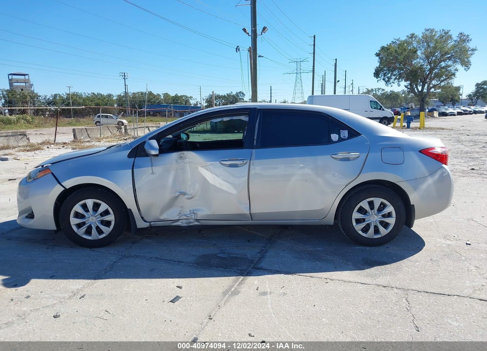 2018 TOYOTA COROLLA VIN: 5YFBURHE3JP854652