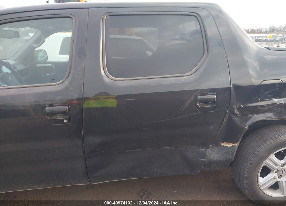 2013 HONDA RIDGELINE RTL VIN: 5FPYK1F58DB004916