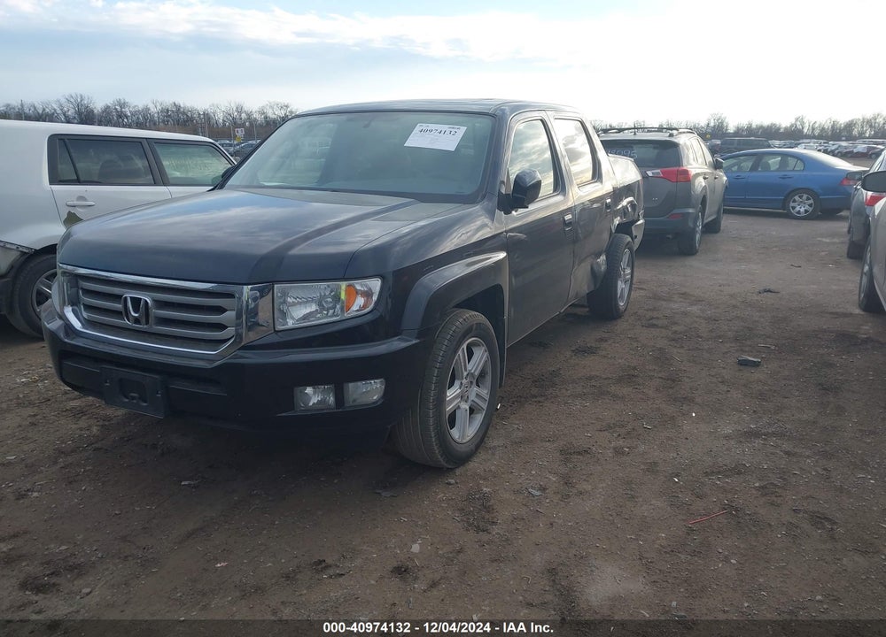 2013 HONDA RIDGELINE RTL VIN: 5FPYK1F58DB004916