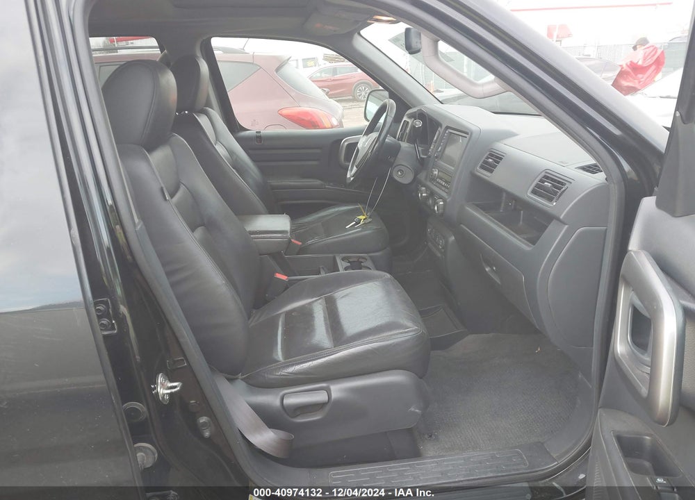 2013 HONDA RIDGELINE RTL VIN: 5FPYK1F58DB004916