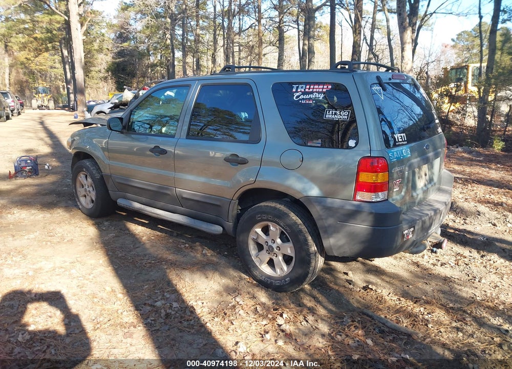 2005 FORD ESCAPE XLT VIN: 1FMYU03145KE49345