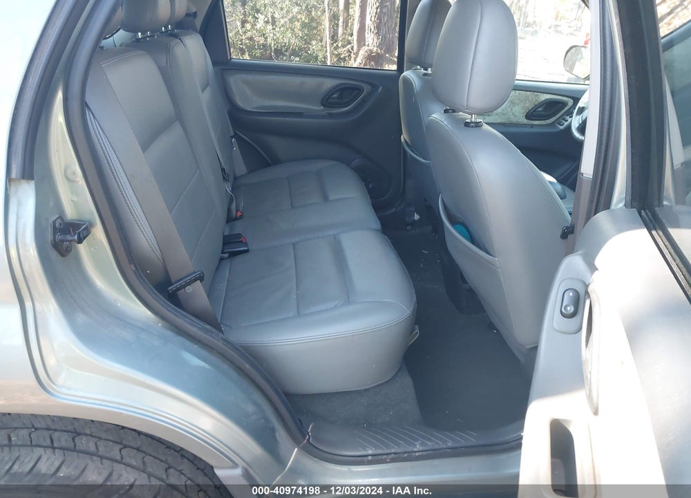 2005 FORD ESCAPE XLT VIN: 1FMYU03145KE49345