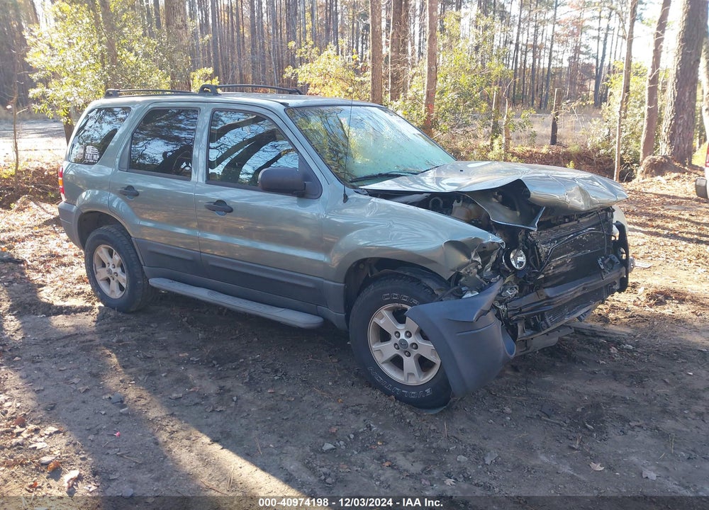 2005 FORD ESCAPE XLT VIN: 1FMYU03145KE49345