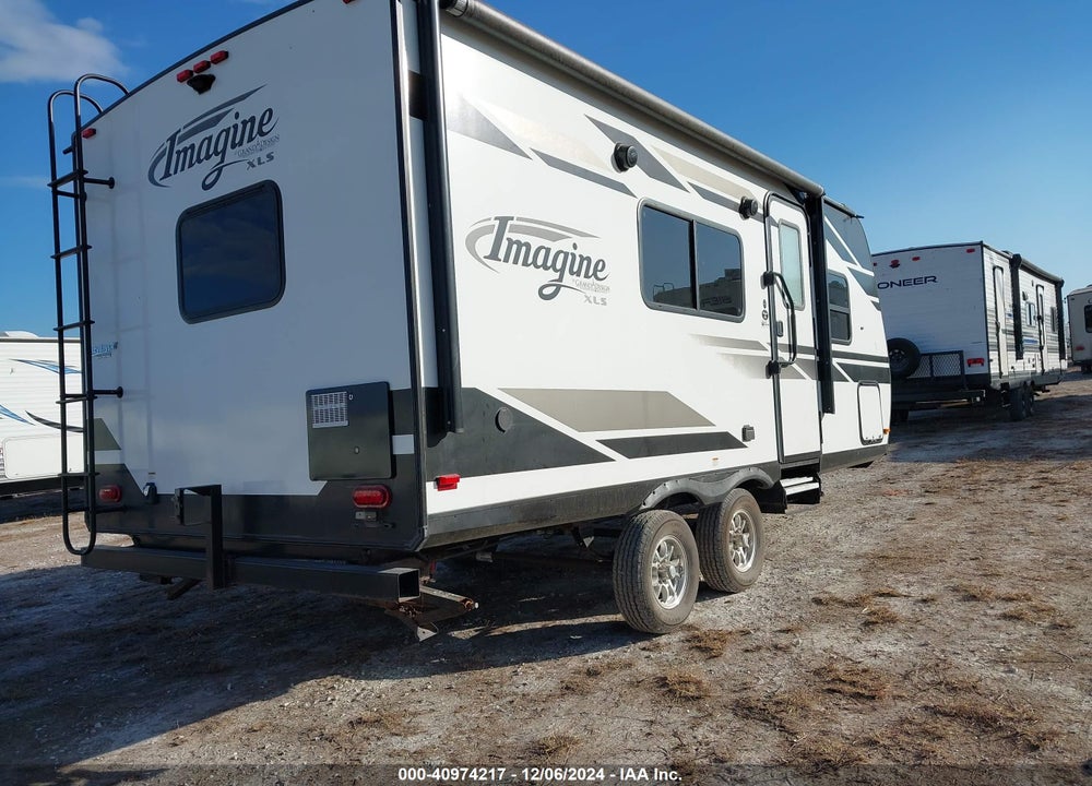 2019 GRAND DESIGN IMAGINE TRAVEL TRAILER VIN: 573TE2222K1208282