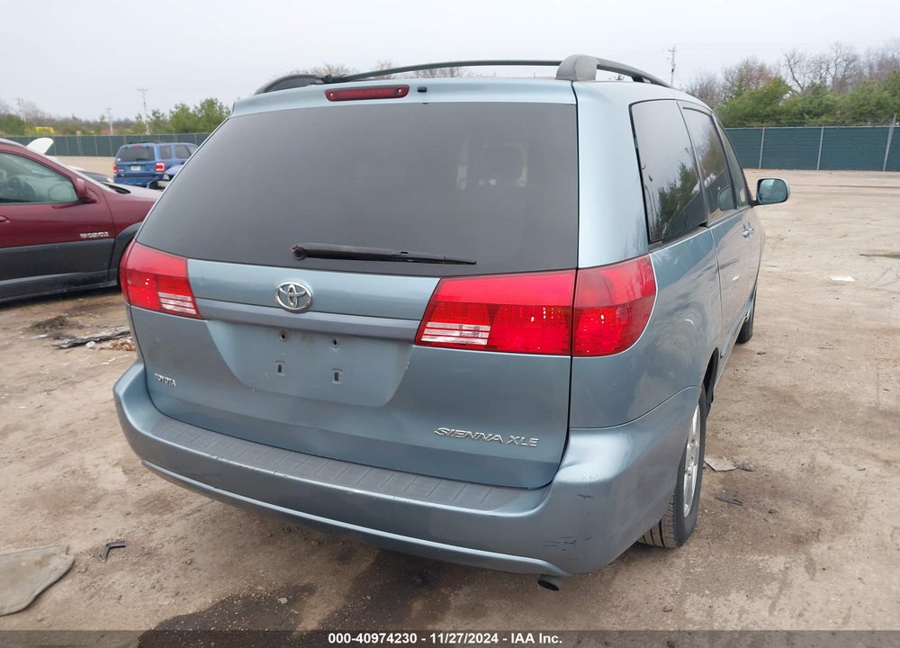 2004 TOYOTA SIENNA XLE VIN: 5TDZA22C04S194975