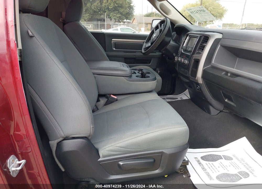 2015 RAM 1500 EXPRESS VIN: 3C6JR6AT4FG525239