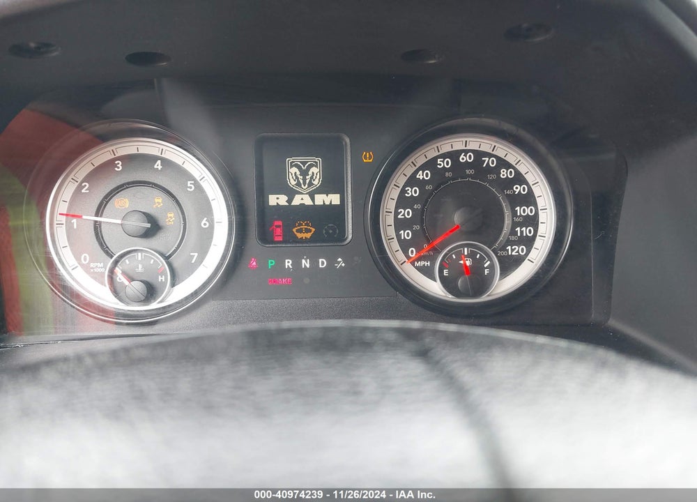 2015 RAM 1500 EXPRESS VIN: 3C6JR6AT4FG525239
