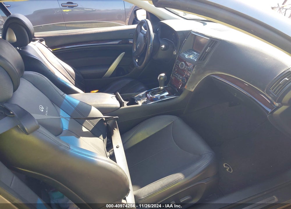 2010 INFINITI G37 VIN: JN1CV6FE0AM351797