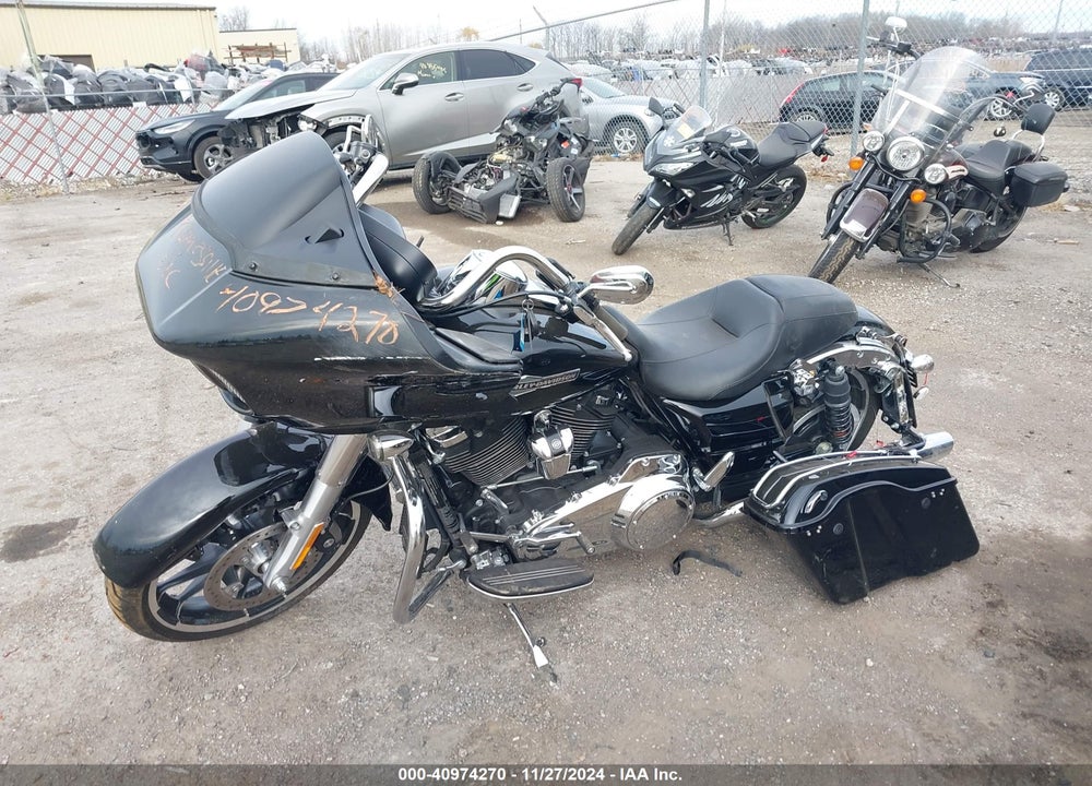 2022 HARLEY-DAVIDSON FLTRX VIN: 1HD1KHC1XNB671008