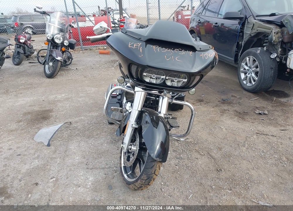 2022 HARLEY-DAVIDSON FLTRX VIN: 1HD1KHC1XNB671008