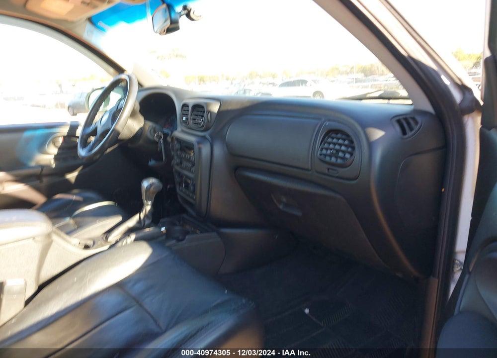 2009 CHEVROLET TRAILBLAZER LT VIN: 1GNDT33S792119115