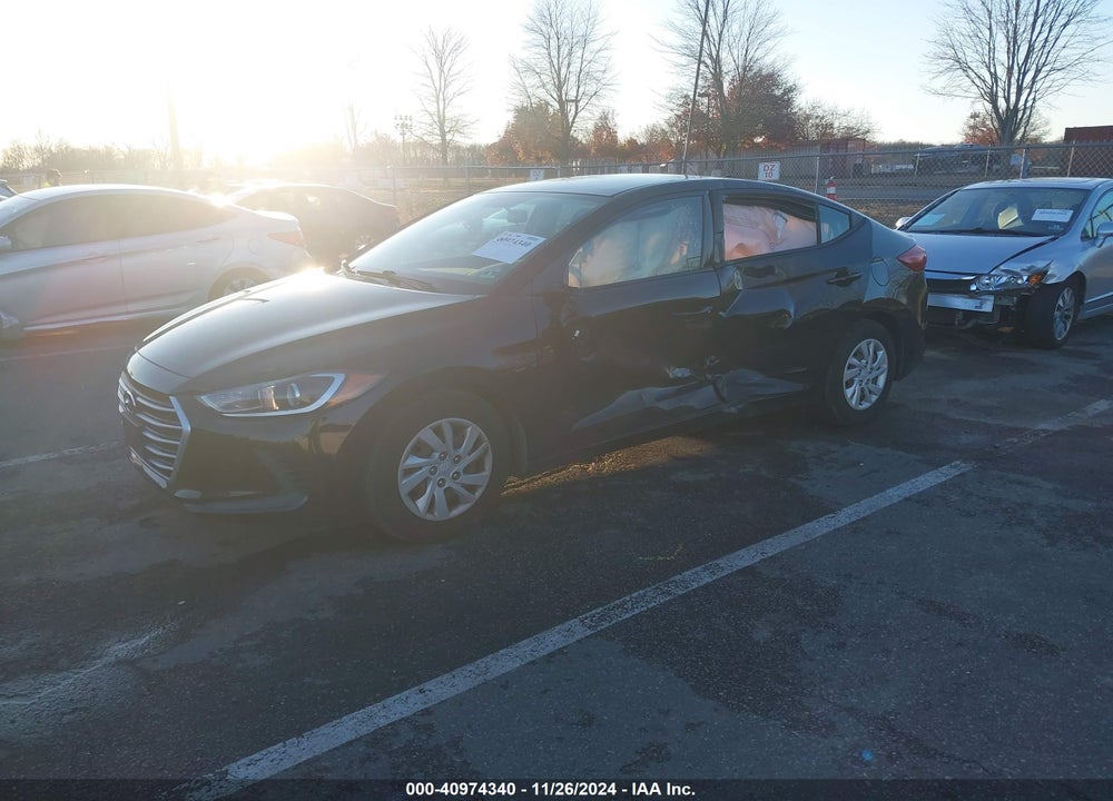 2018 HYUNDAI ELANTRA SE VIN: 5NPD74LF3JH399138