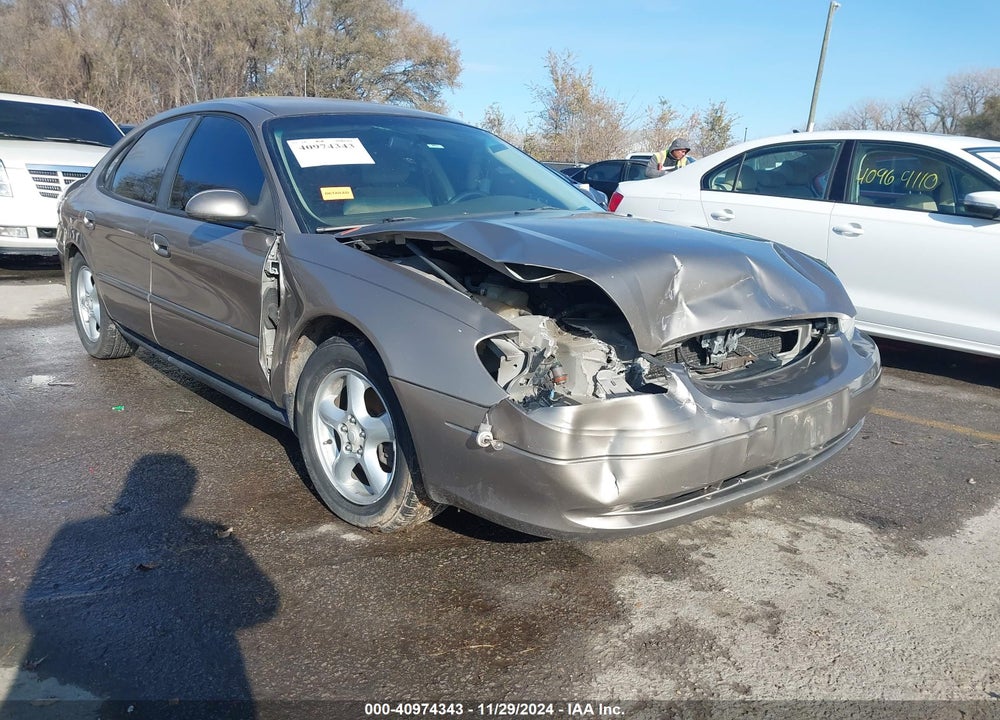 2002 FORD TAURUS SES VIN: 1FAFP552X2G224681