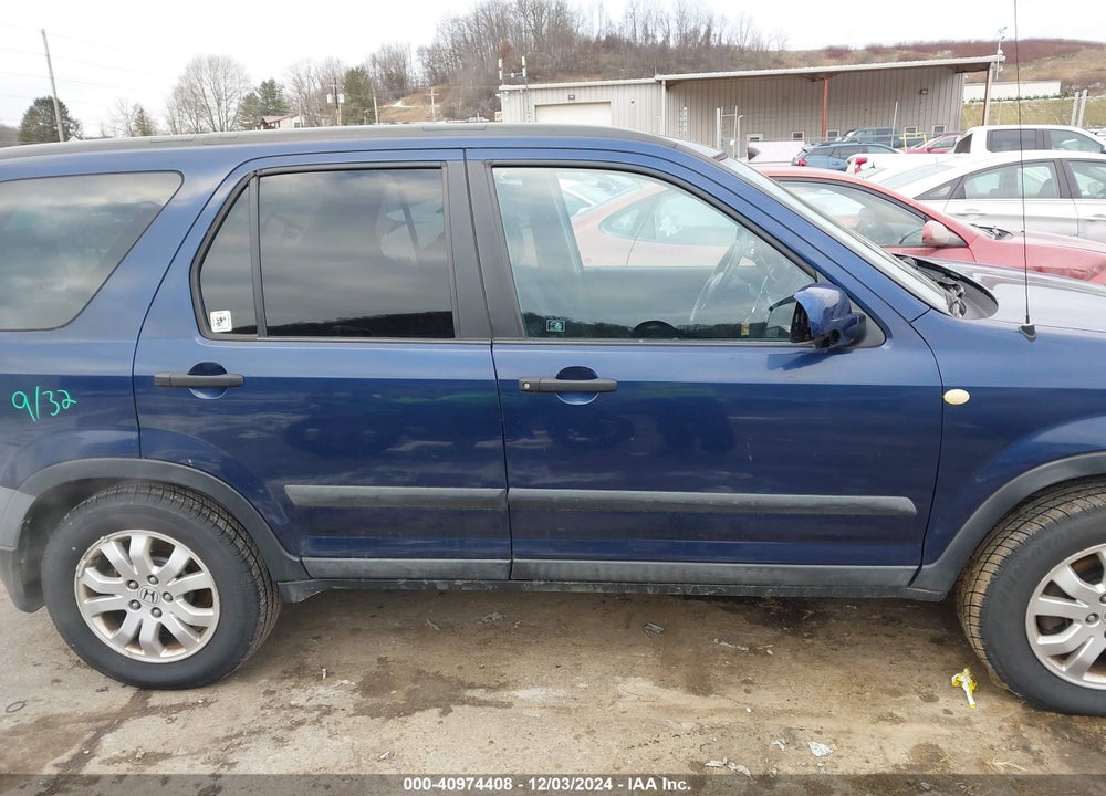 2005 HONDA CR-V EX VIN: SHSRD78875U302546