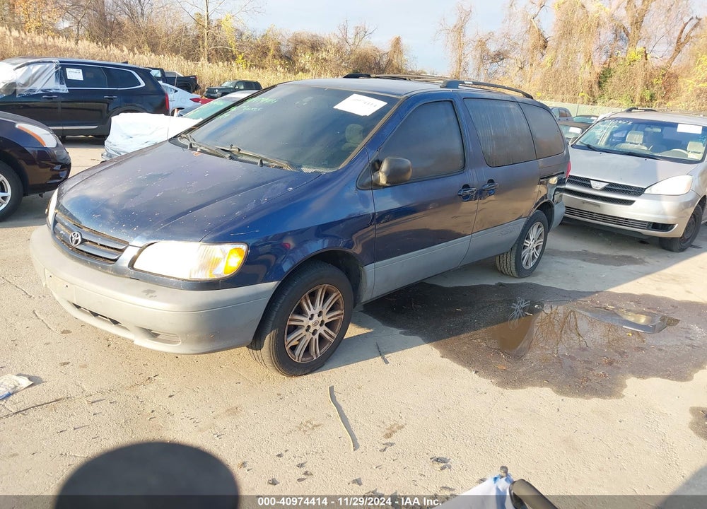 2002 TOYOTA SIENNA LE VIN: 4T3ZF13C52U481380