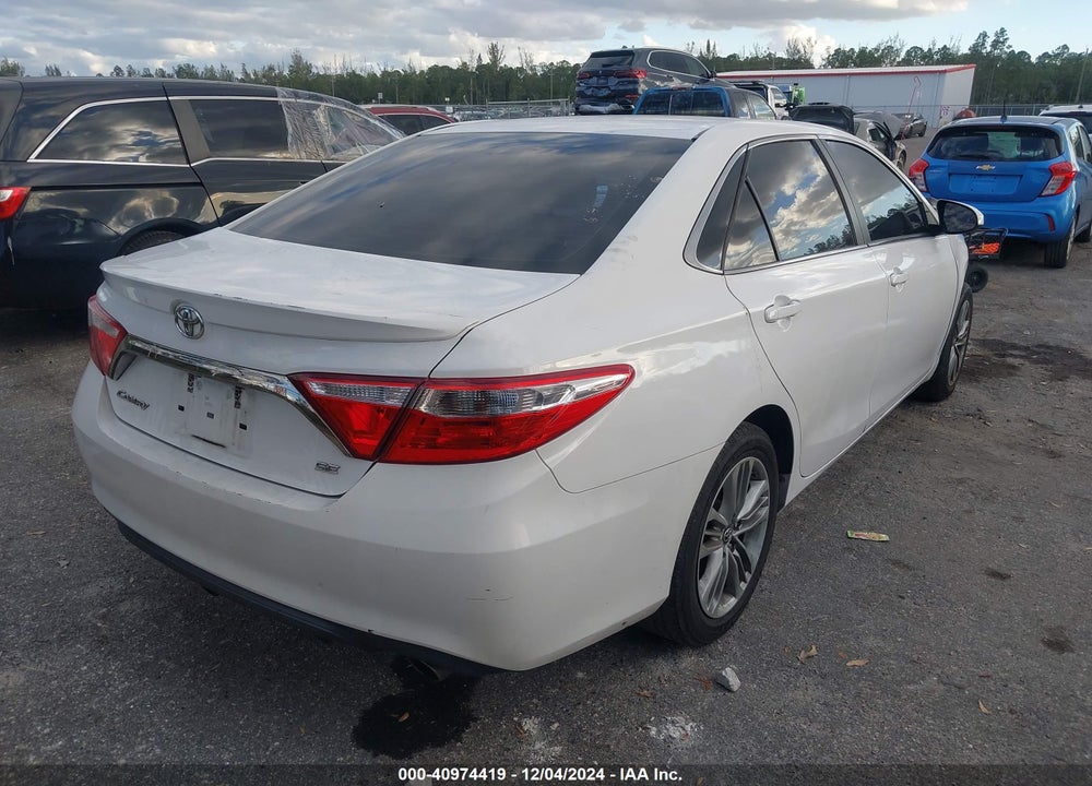 2017 TOYOTA CAMRY SE VIN: 4T1BF1FK6HU638999