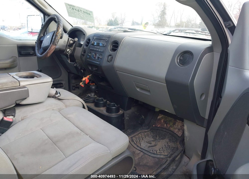 2005 FORD F-150 STX/XL/XLT VIN: 1FTRX14W05NA72401
