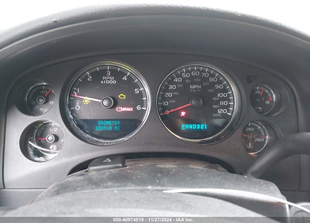 2007 CHEVROLET SUBURBAN 1500 LT VIN: 1GNFK16377J215902