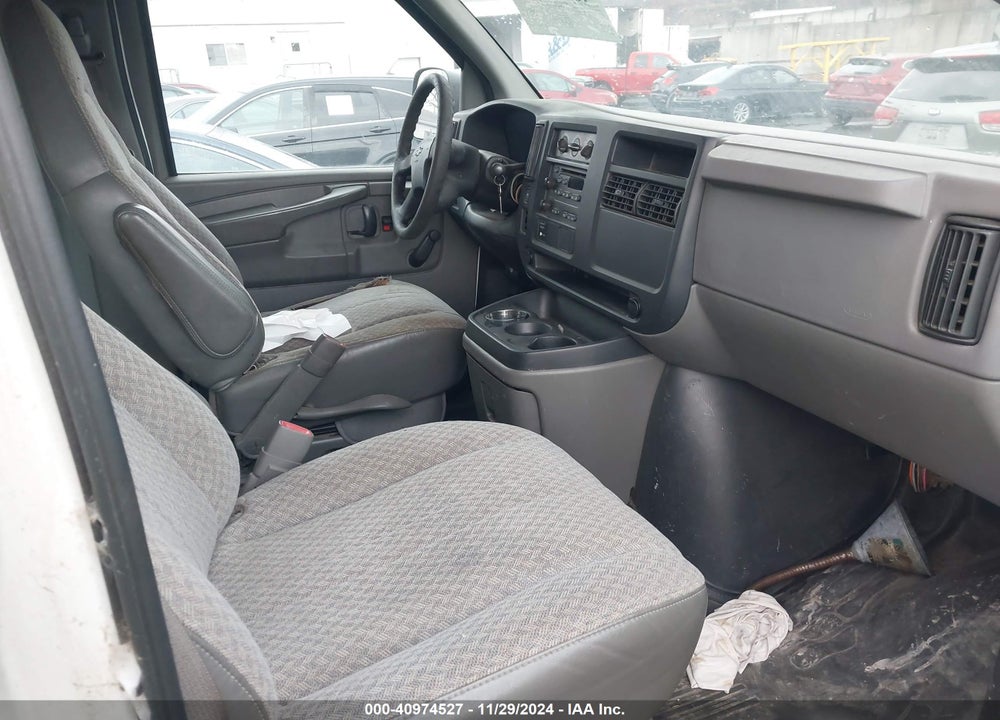 2004 CHEVROLET EXPRESS VIN: 1GCGG25V641147966