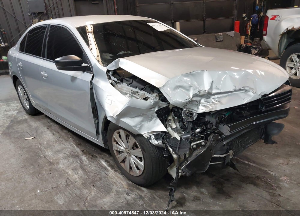 2011 VOLKSWAGEN JETTA 2.0L S VIN: 3VW2K7AJ5BM066351