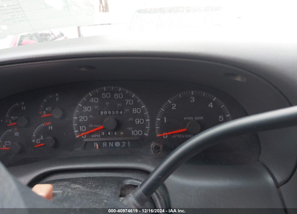 1998 FORD F-150 LARIAT/STANDARD/XL/XLT VIN: 1FTZX18W0WKA32431