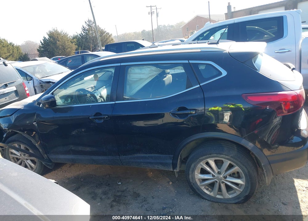 2017 NISSAN ROGUE SPORT SV VIN: JN1BJ1CP7HW025297