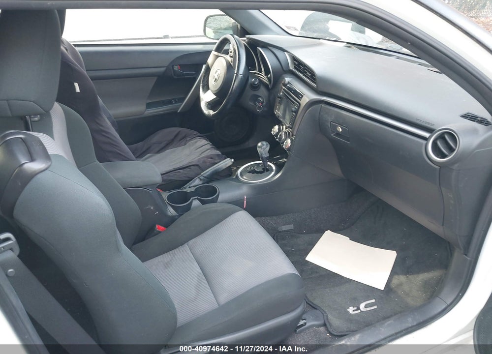 2014 SCION TC VIN: JTKJF5C76E3073526