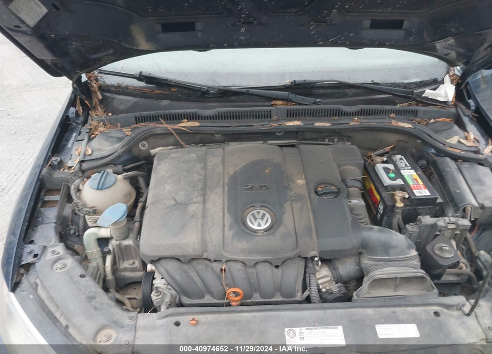 2013 VOLKSWAGEN JETTA 2.5L SE VIN: 3VWDP7AJXDM292625