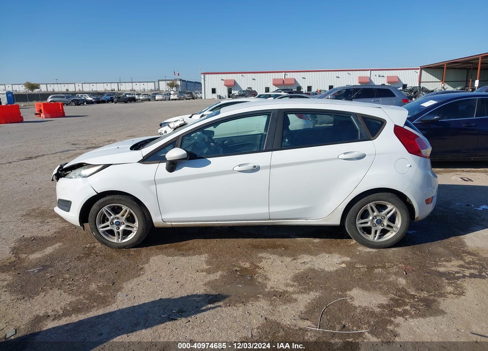 2017 FORD FIESTA VIN: 3FADP4EJ3HM150317