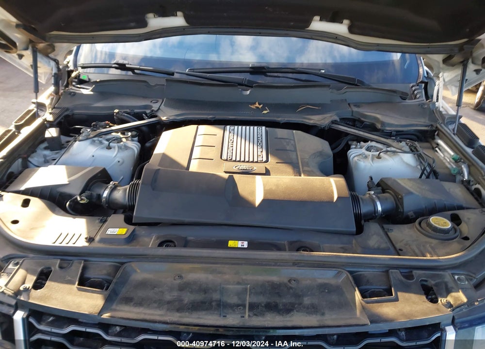 2019 LAND ROVER RANGE ROVER SPORT SE VIN: SALWG2RV8KA825628