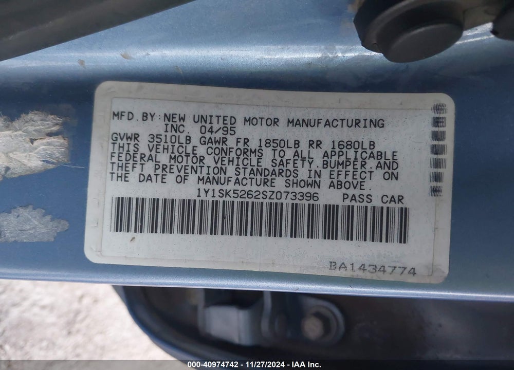 1995 GEO PRIZM LSI VIN: 1Y1SK5262SZ073396