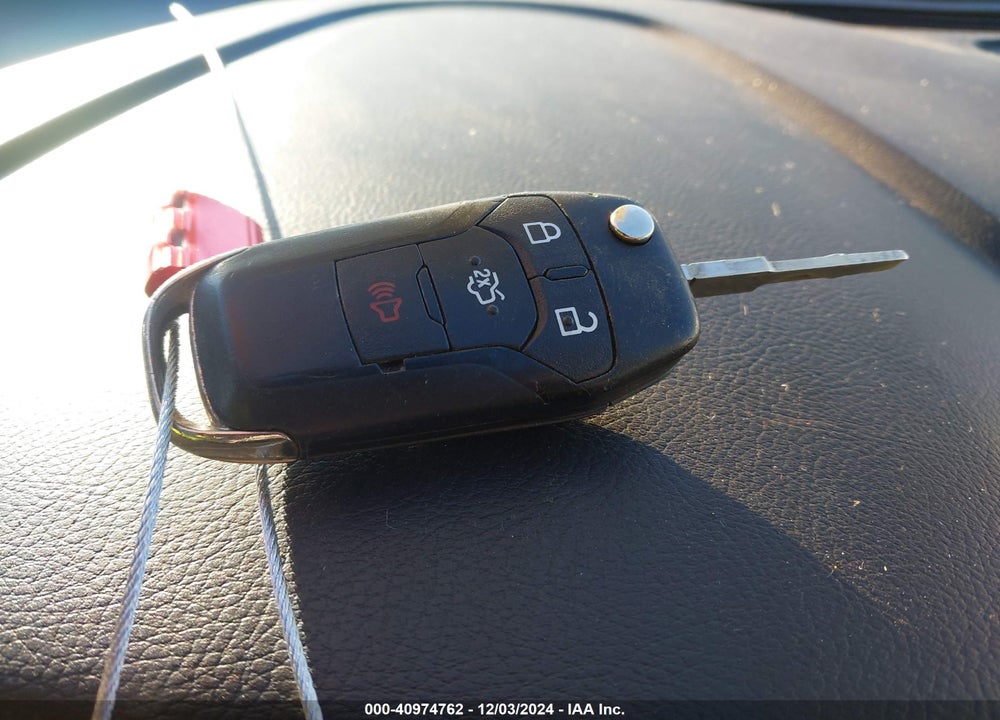 2015 FORD FUSION SE VIN: 1FA6P0H75F5120949