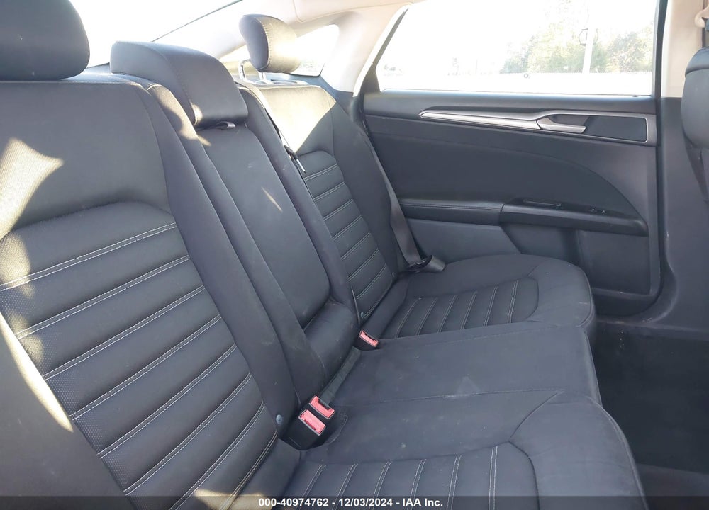 2015 FORD FUSION SE VIN: 1FA6P0H75F5120949