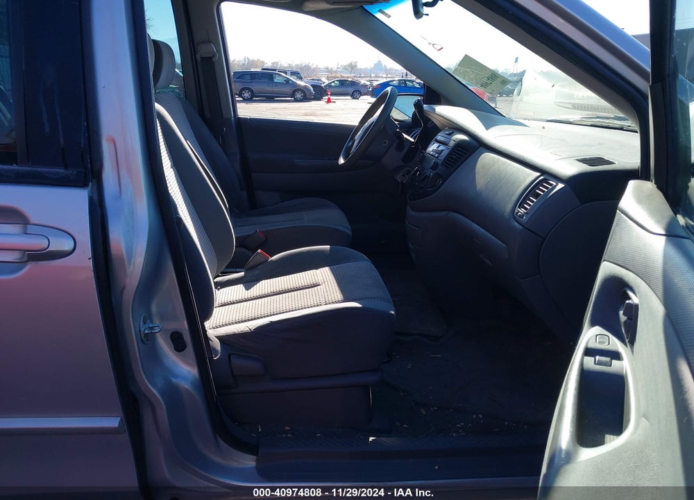 2004 MAZDA MPV LX VIN: JM3LW28A140526820