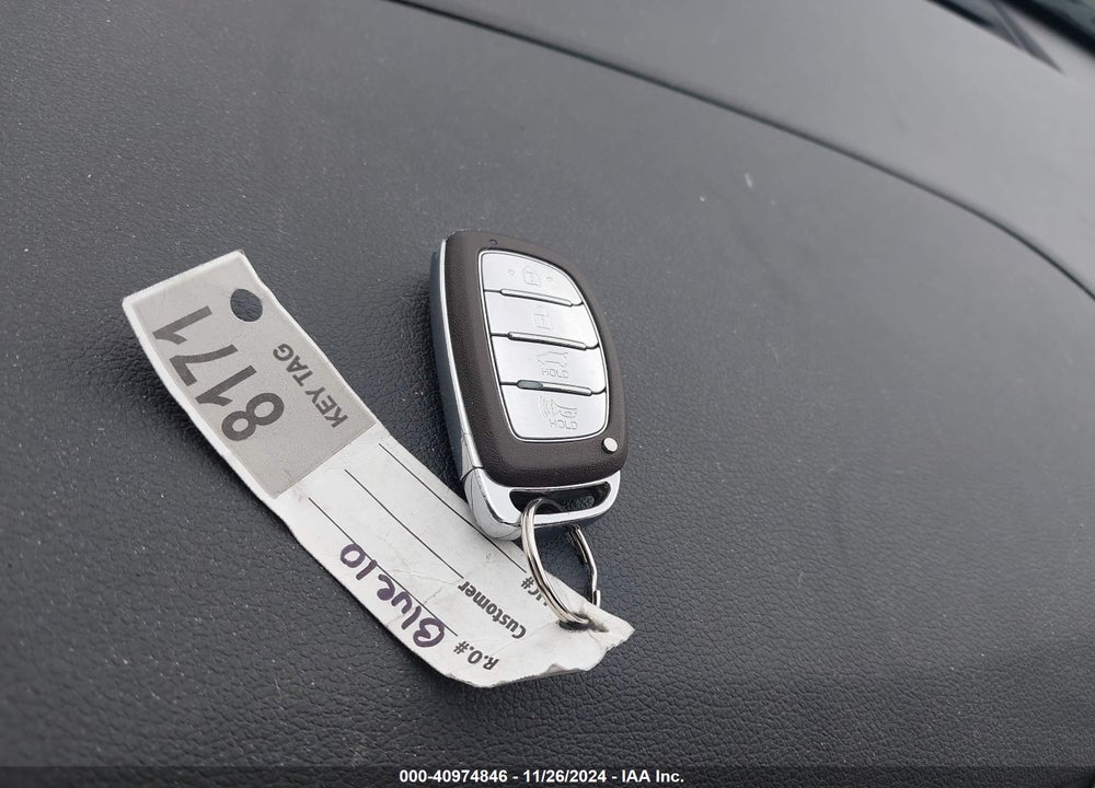 2017 HYUNDAI TUCSON SPORT VIN: KM8J3CA21HU459986