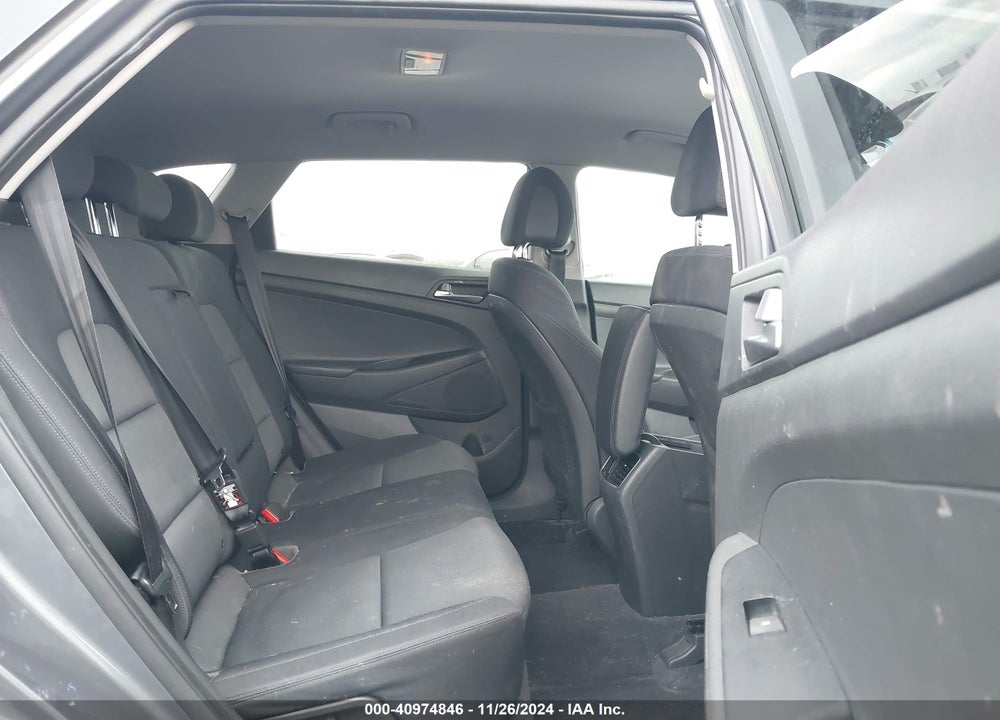 2017 HYUNDAI TUCSON SPORT VIN: KM8J3CA21HU459986
