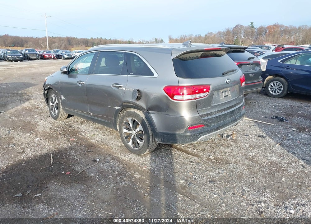 2016 KIA SORENTO VIN: 5XYPHDA18GG029420