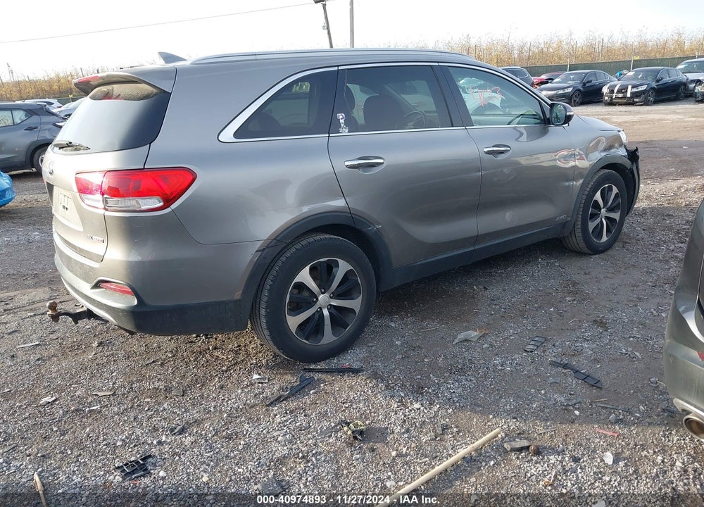 2016 KIA SORENTO VIN: 5XYPHDA18GG029420