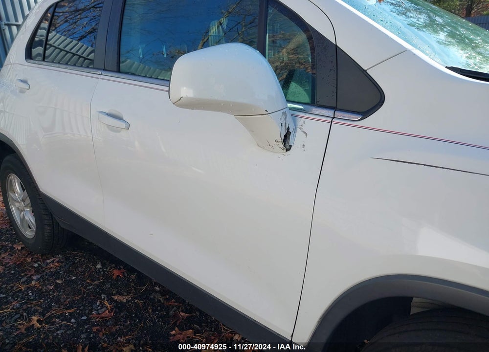 2016 CHEVROLET TRAX LT VIN: 3GNCJPSB6GL216599