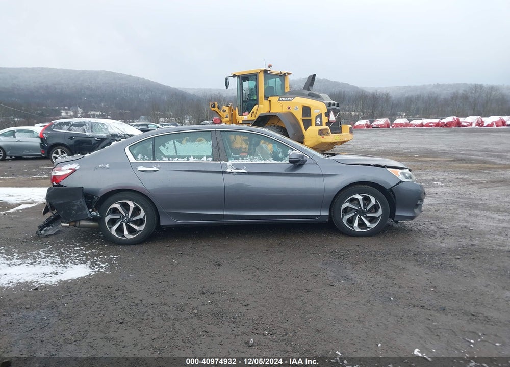 2017 HONDA ACCORD EX-L VIN: 1HGCR2F86HA088393