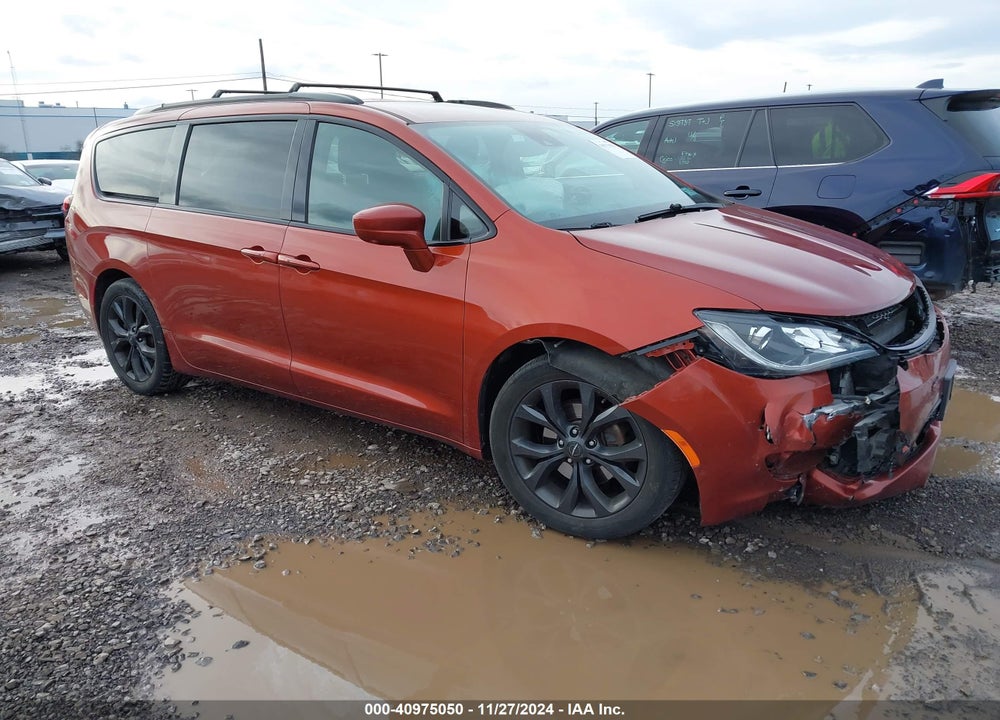 2018 CHRYSLER PACIFICA TOURING L PLUS VIN: 2C4RC1EG0JR204346