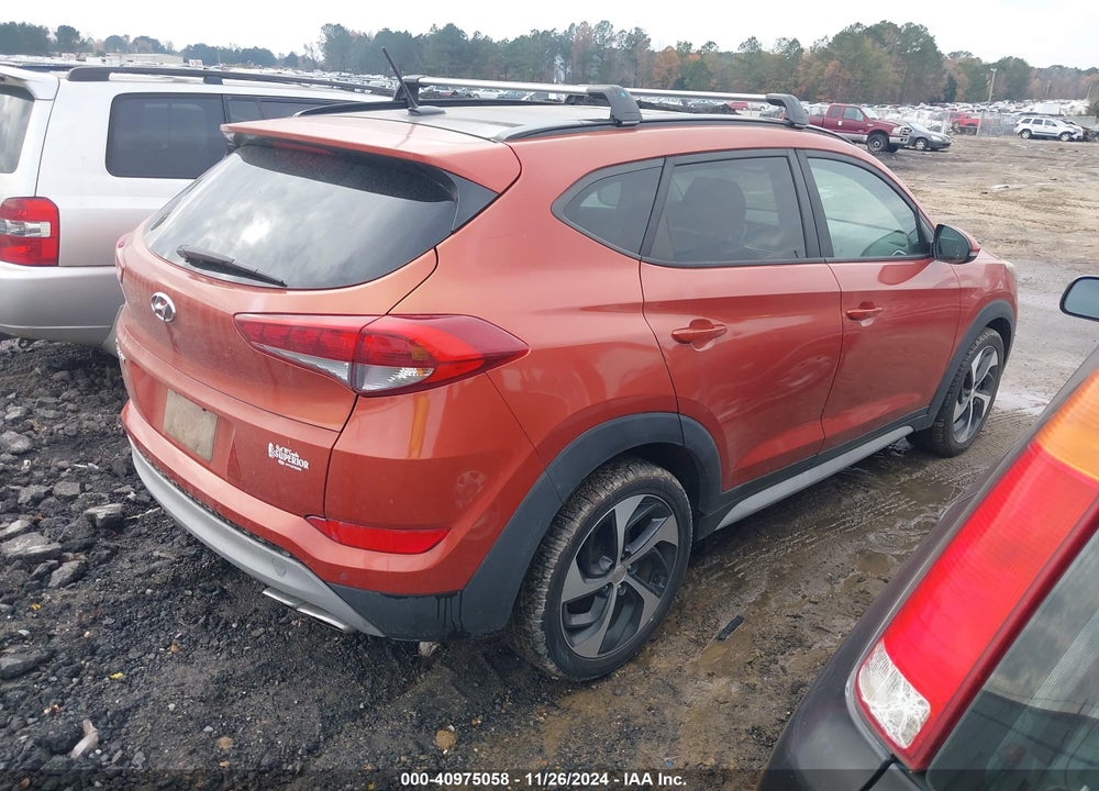 2017 HYUNDAI TUCSON VALUE VIN: KM8J33A29HU548365