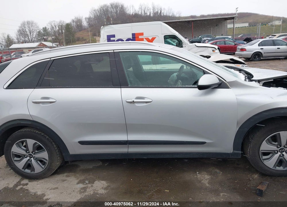 2019 KIA NIRO LX VIN: KNDCB3LC5K5242562