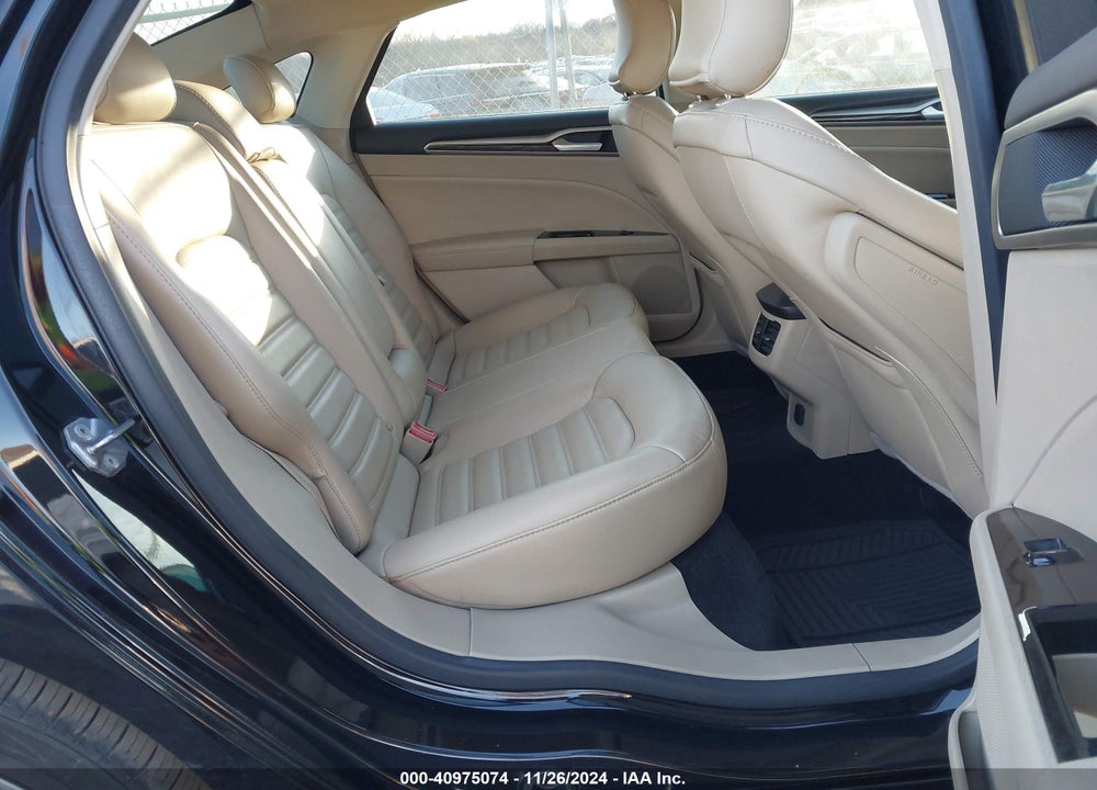 2016 FORD FUSION SE VIN: 3FA6P0H90GR366016