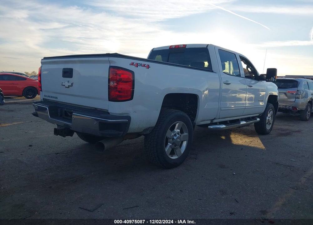 2018 CHEVROLET SILVERADO 2500HD LT VIN: 1GC1KVEY8JF136689