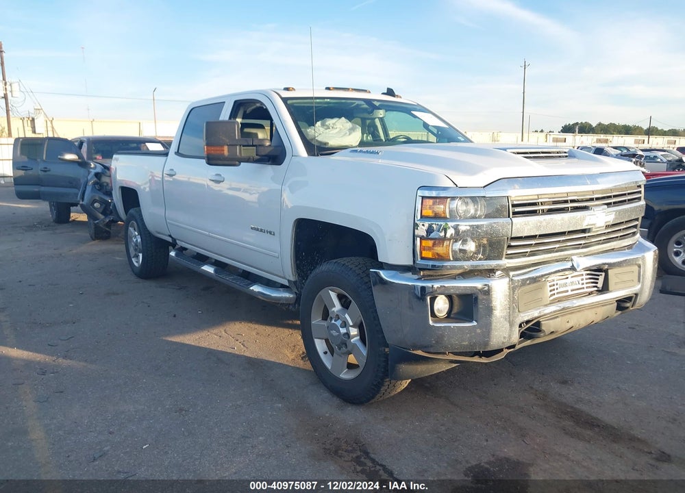 2018 CHEVROLET SILVERADO 2500HD LT VIN: 1GC1KVEY8JF136689