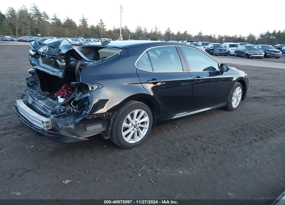 2022 TOYOTA CAMRY LE AWD VIN: 4T1C11BK7NU072078