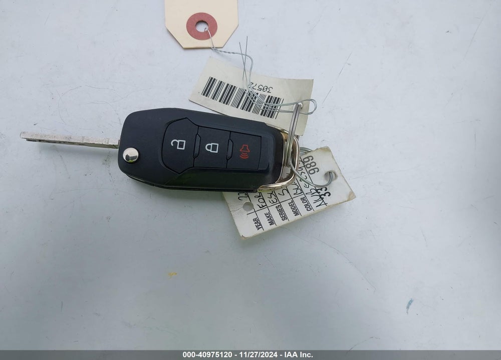 2022 FORD ESCAPE S VIN: 1FMCU0F69NUB52593