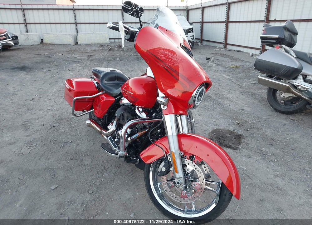 2017 HARLEY-DAVIDSON FLHXS STREET GLIDE SPECIAL VIN: 1HD1KRC13HB672270