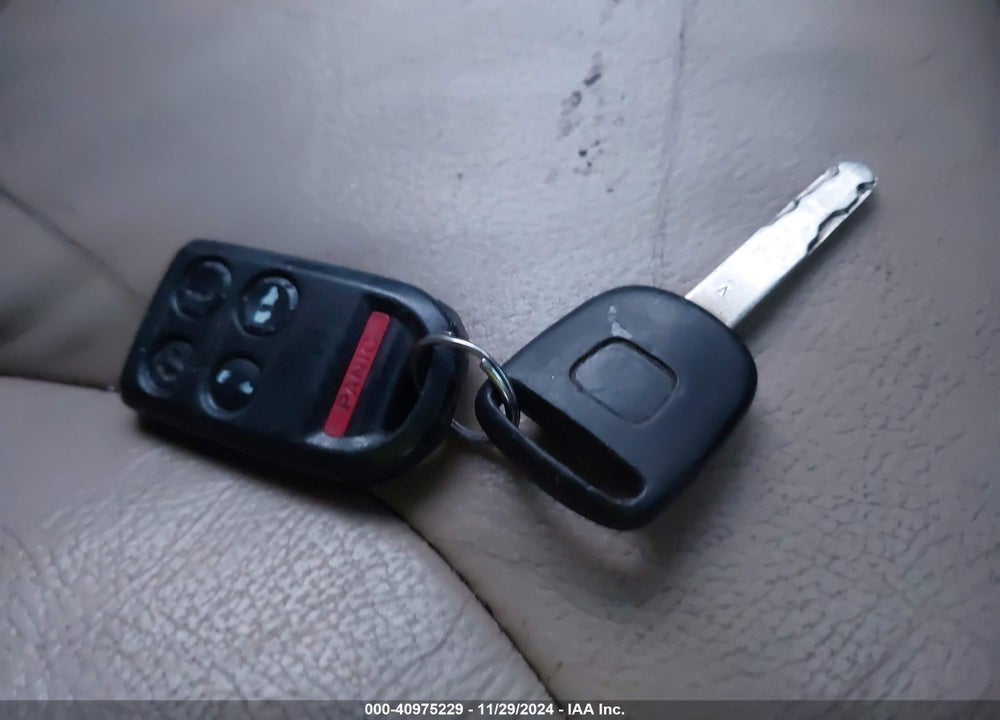 2006 HONDA ODYSSEY VIN: 5FNRL38786B416809